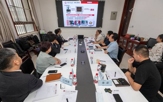 普源精電科技股份董事長一行訪問通院，共商教育科技領(lǐng)域技術(shù)開發(fā)新篇章